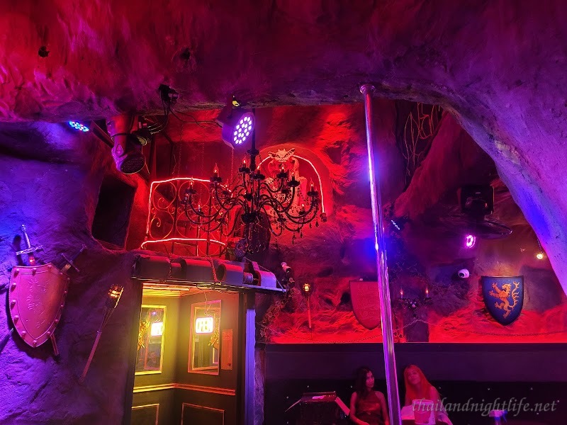 Suzy Wong's 2 - Devil's Playground