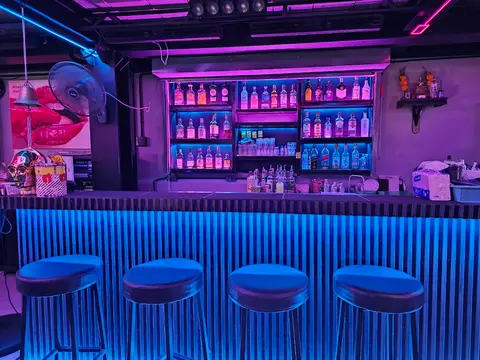 Kiss Bar Ao Nang