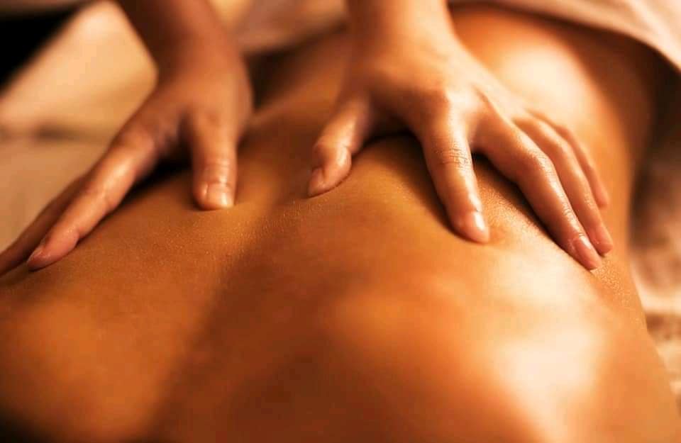 Erotic Massage photo 13