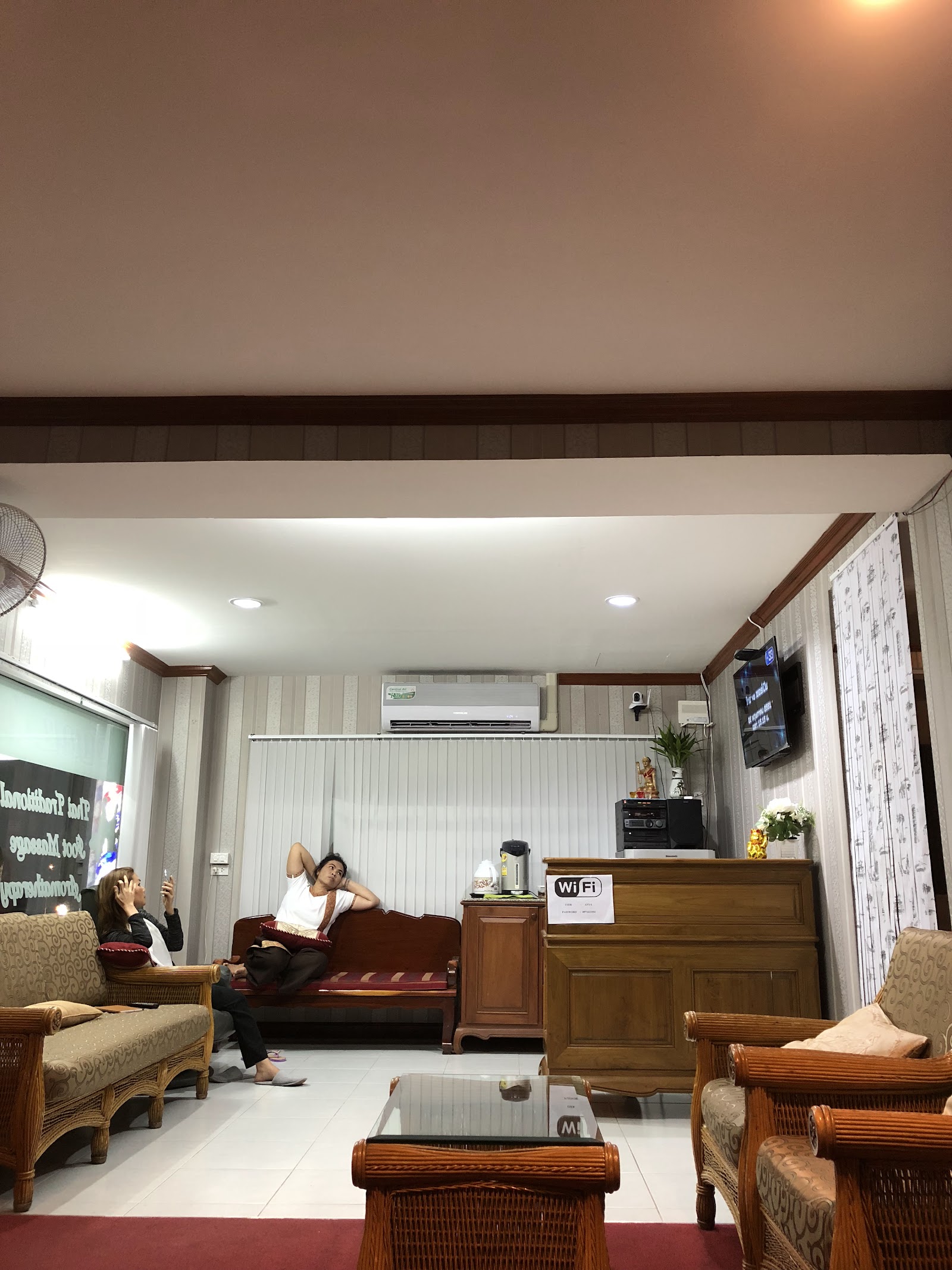방콕 출장 아웃콜마사지(Outcall massage bangkok) photo 3