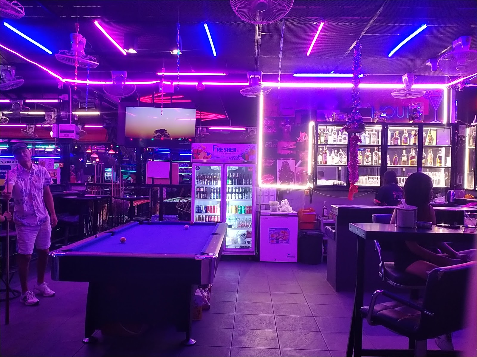 Boofies Soi 6 photo 3