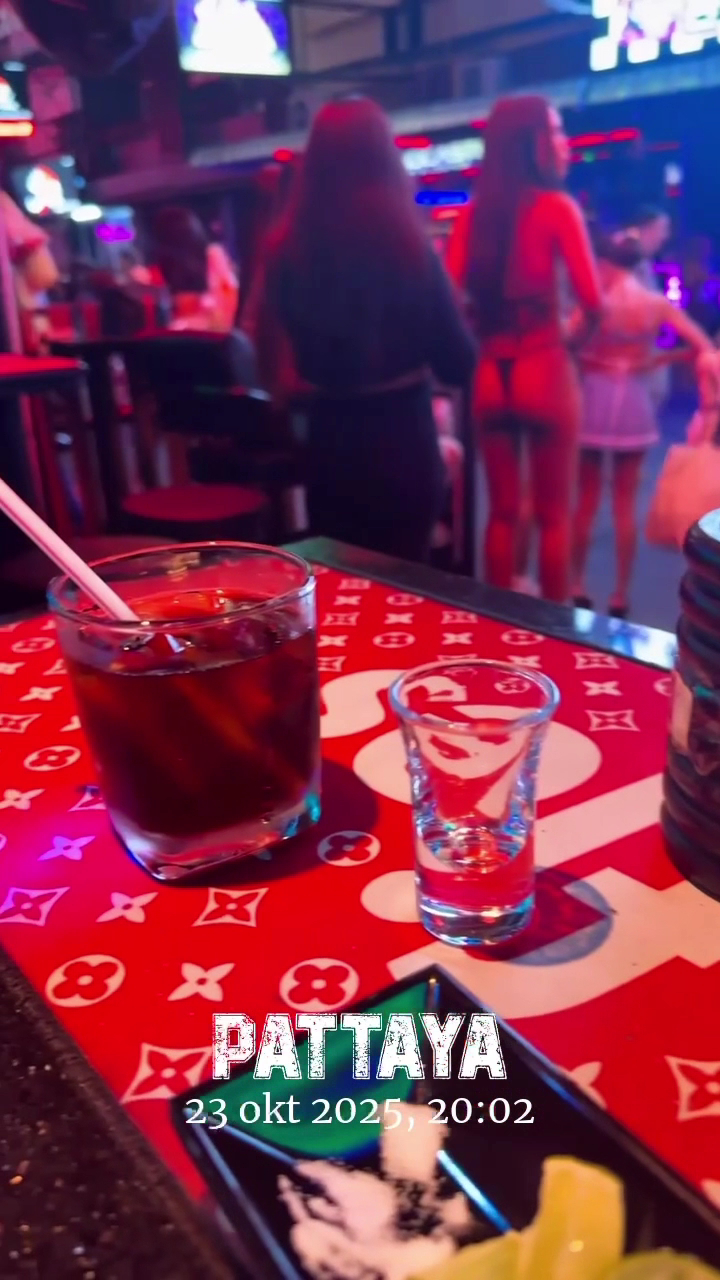 Boofies Soi 6 photo 8