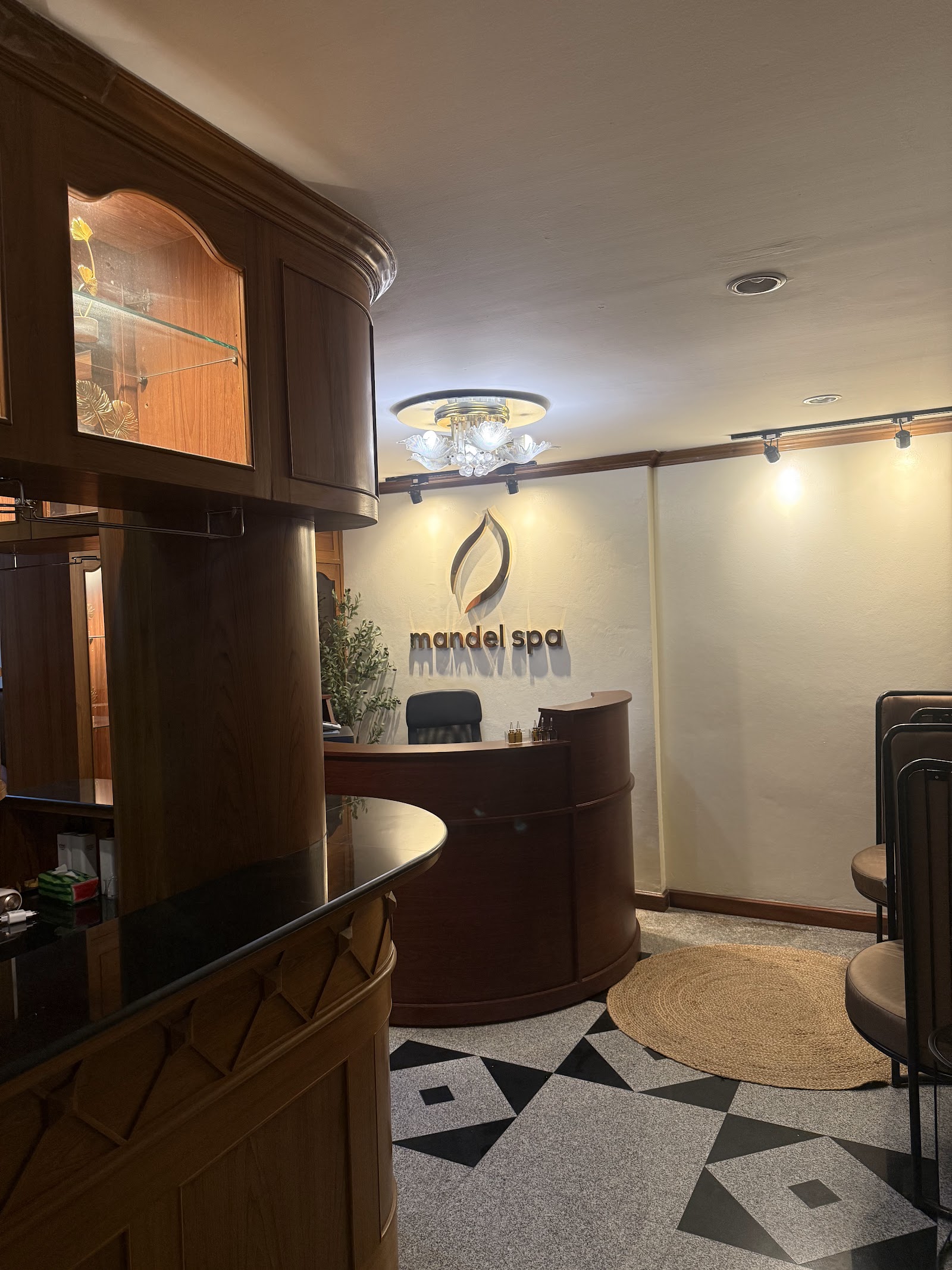 Mandel Spa (Thonglor 23) photo 9