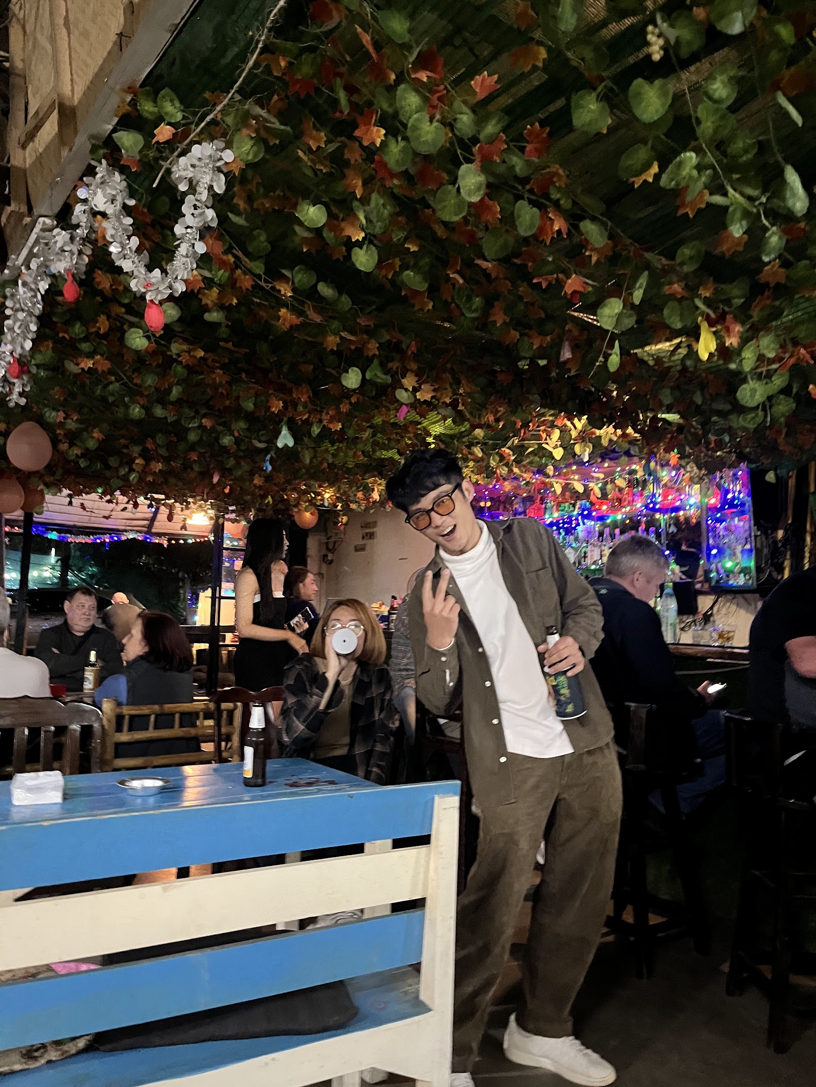 69 Bar photo 3