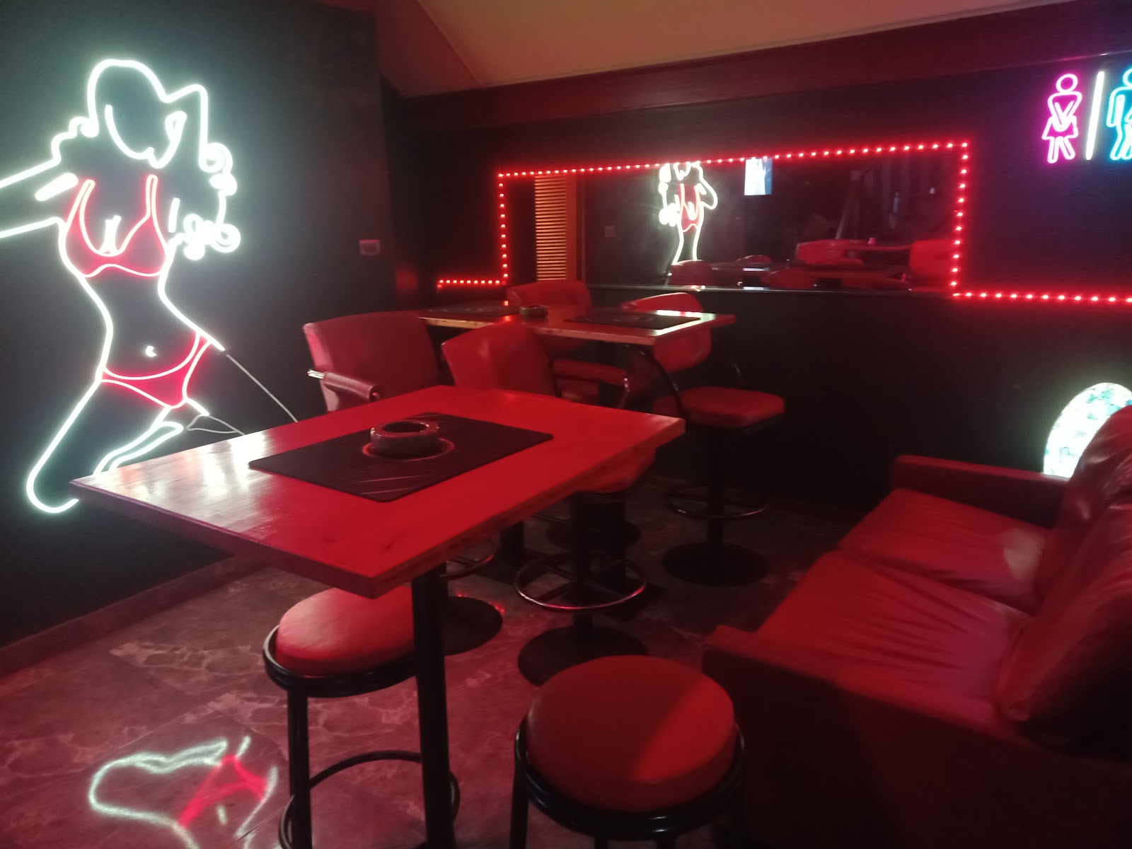 PussyGalore Gentleman's Club photo 12