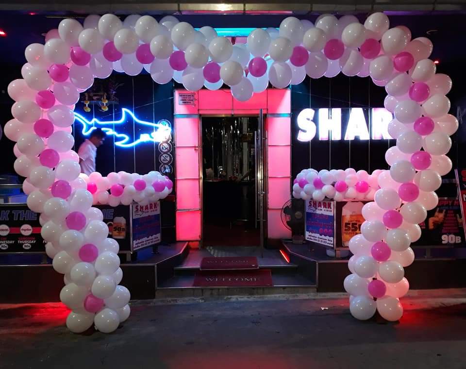 SHARK GOGO CLUB photo 9