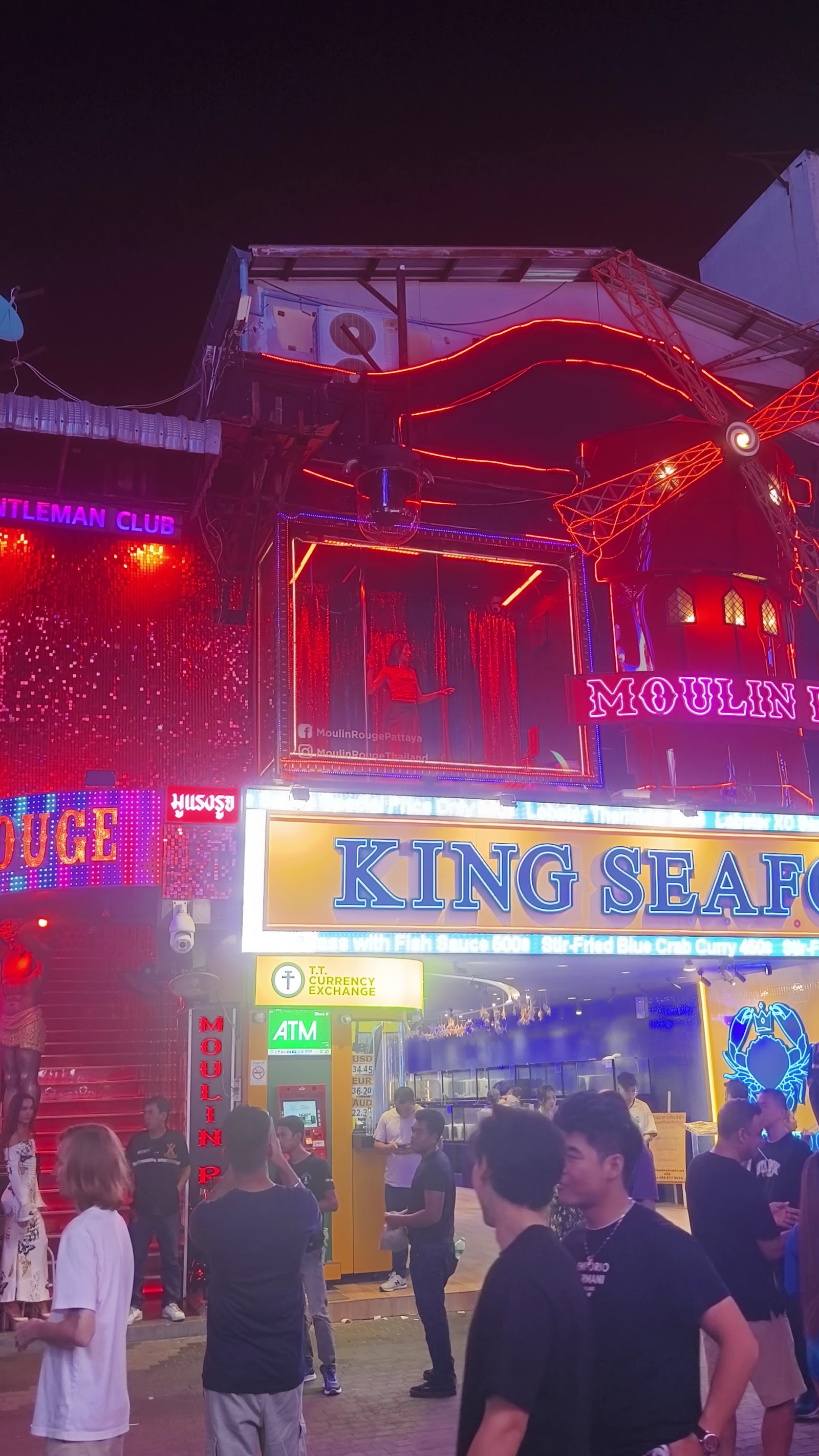Moulin Rouge Club photo 4