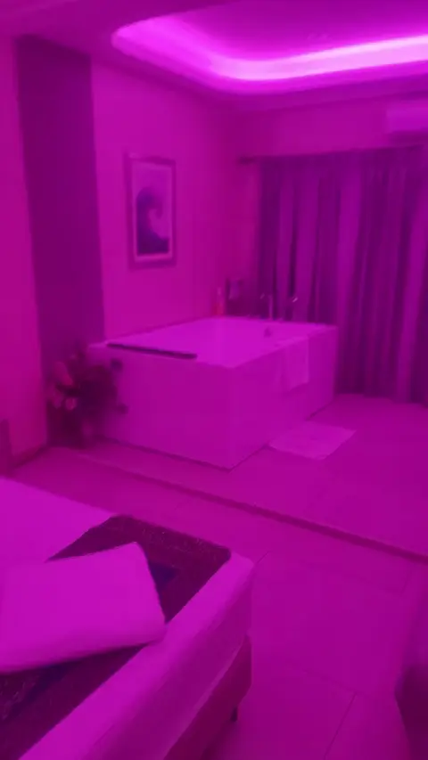 J SPA