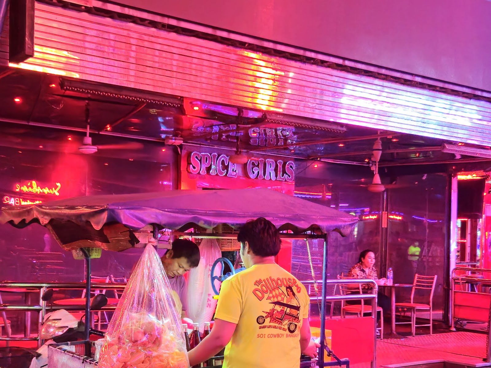 Spice Girls photo 3