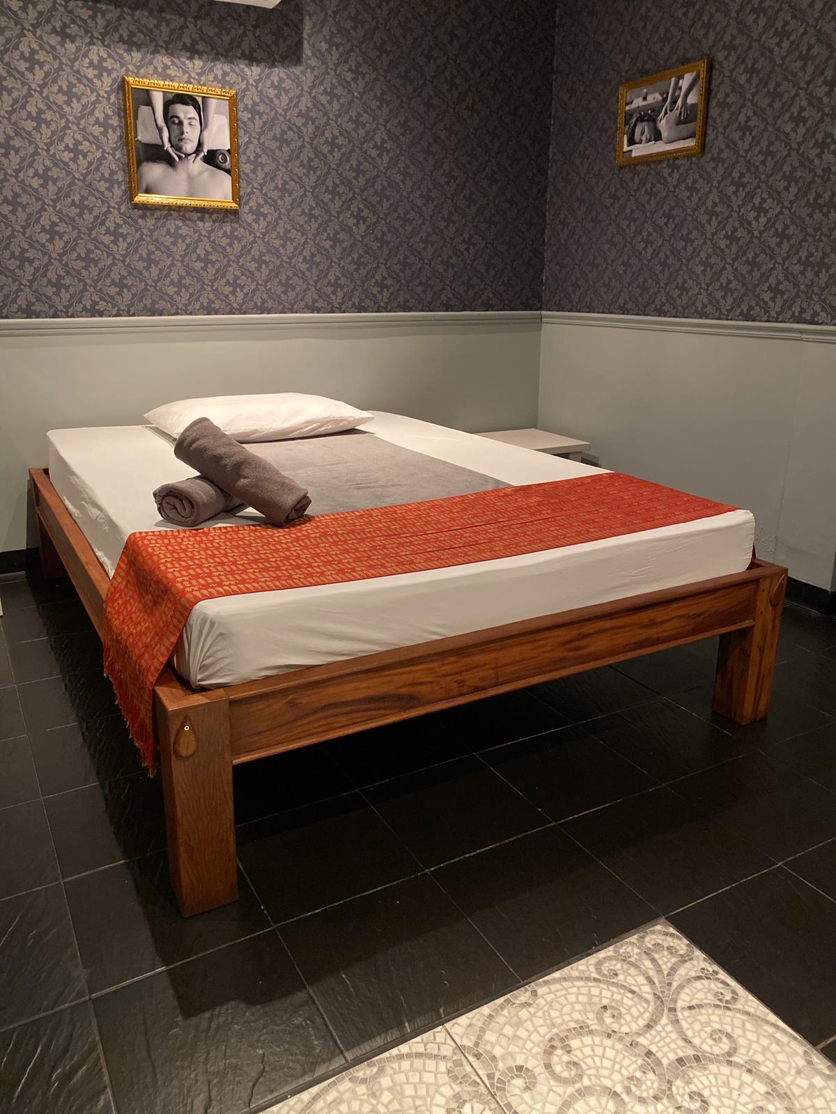 102 Massage photo 3
