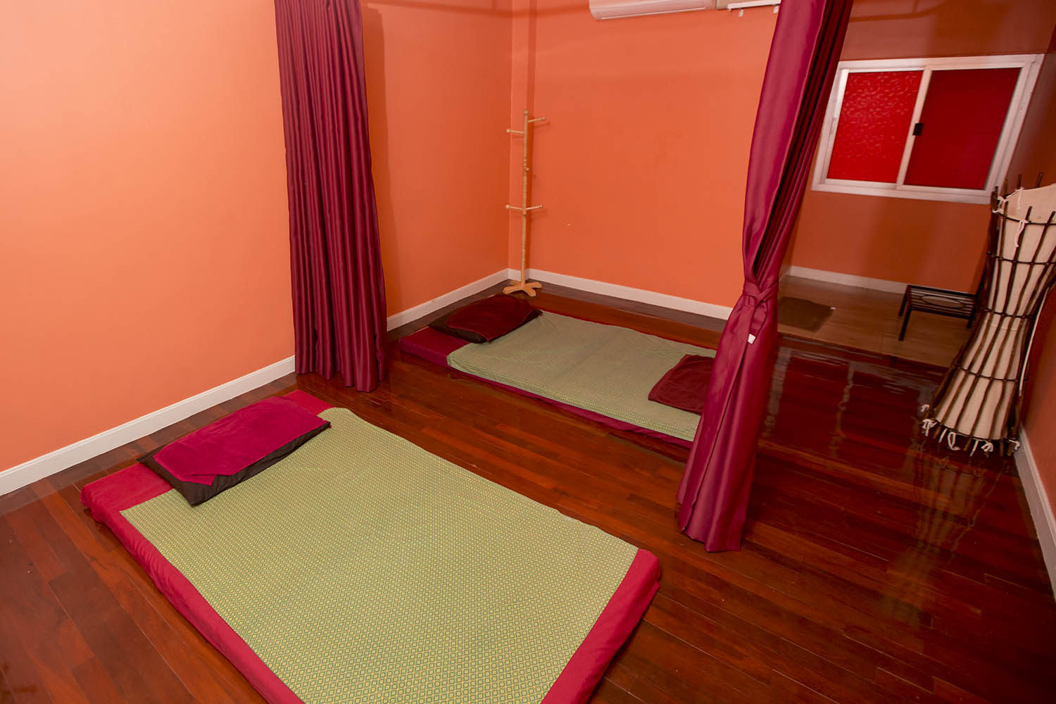 Analisa Massage photo 8