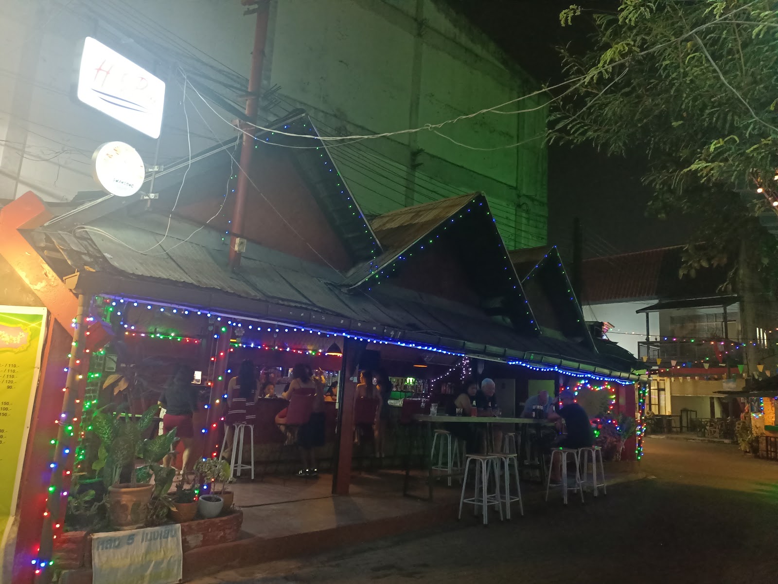 Hi5 Bar photo 3