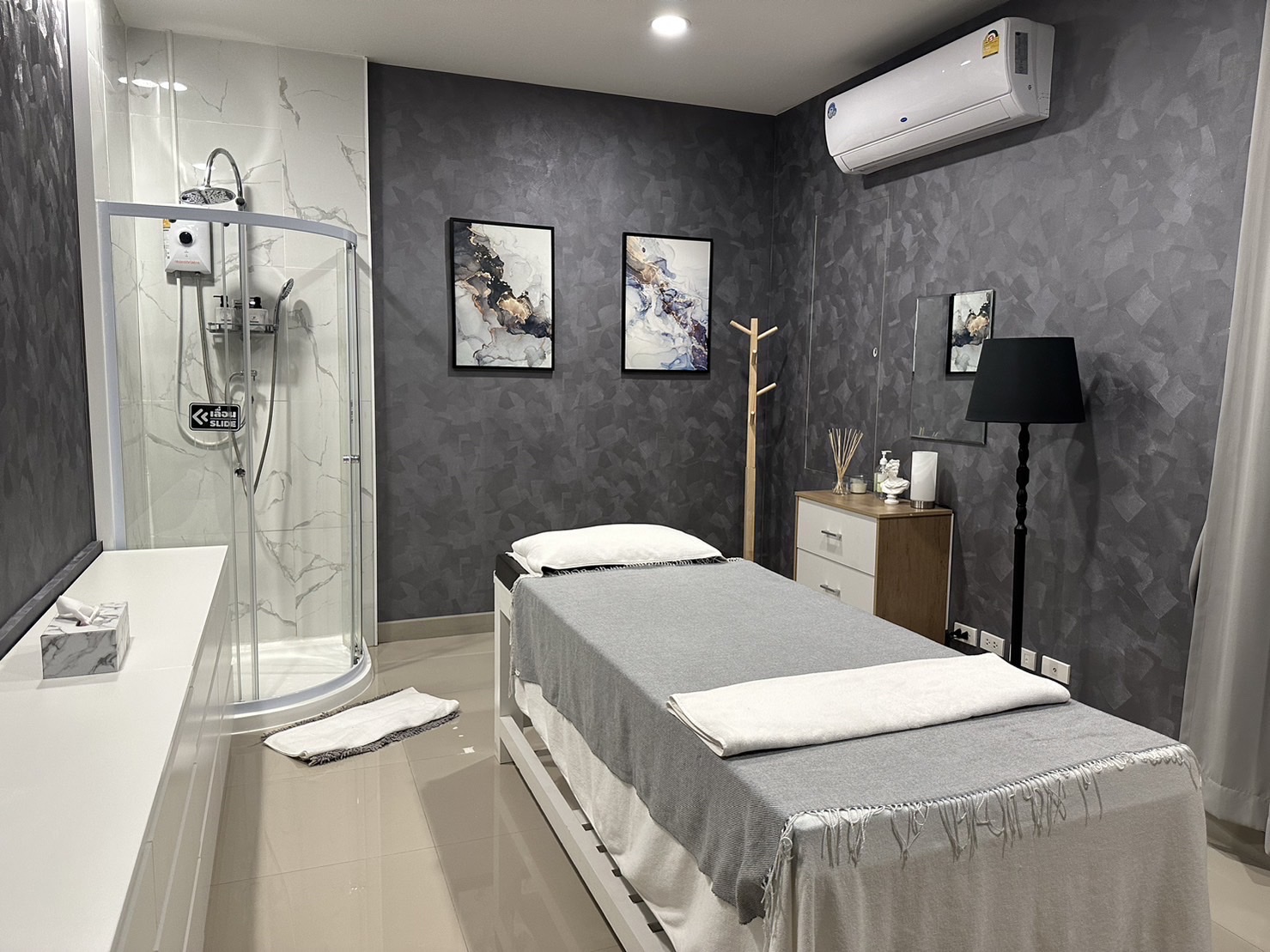 Mandel Spa (Sukhonthasawat)
