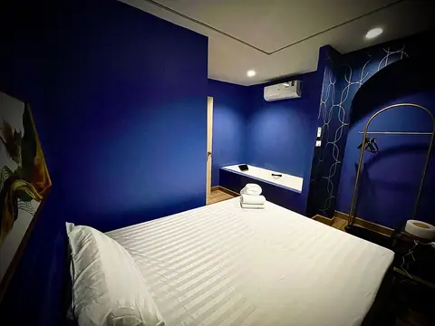 Glamor Nuru Massage