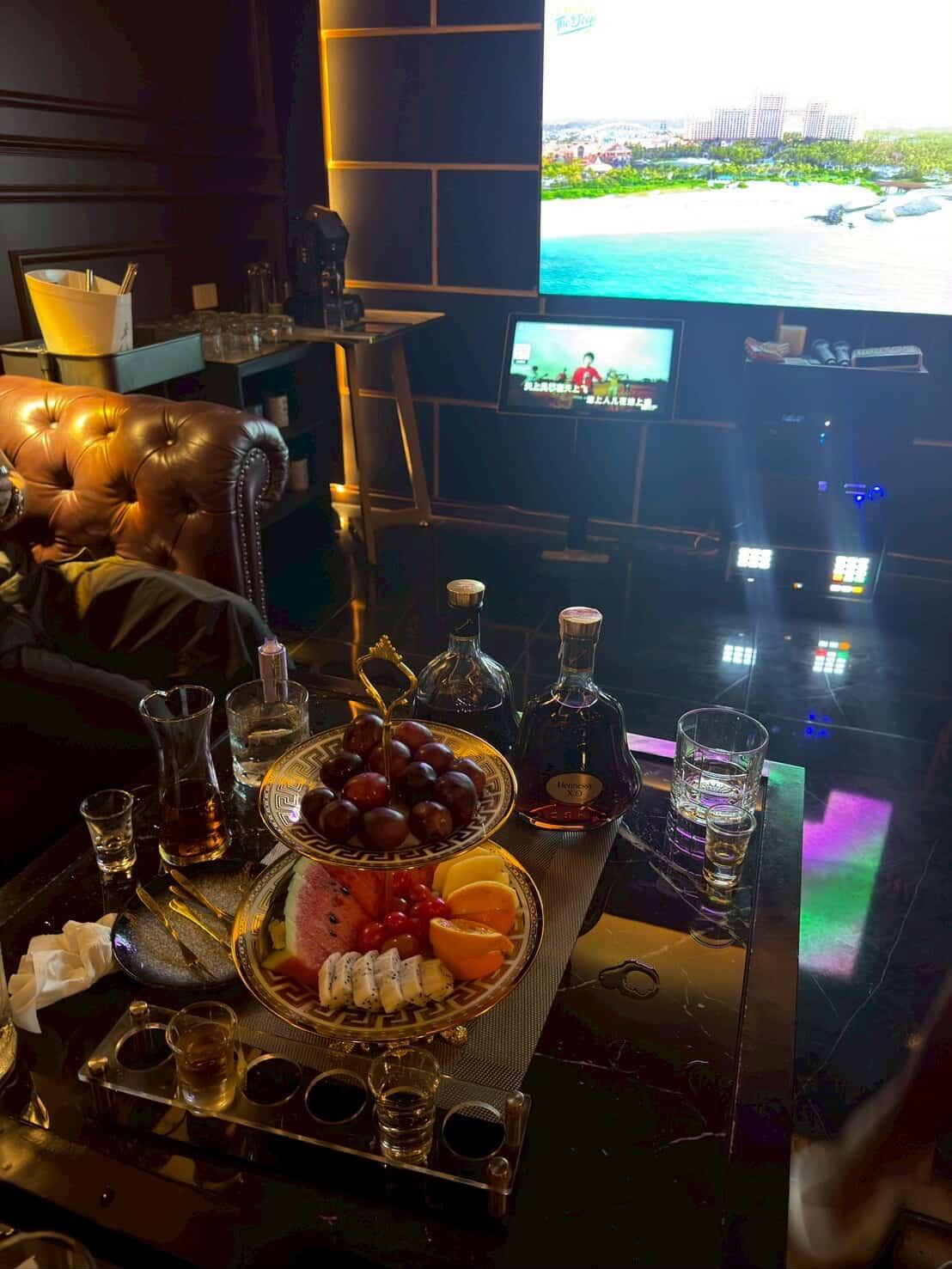 Zeus Ekkamai ktv karaoke photo 5