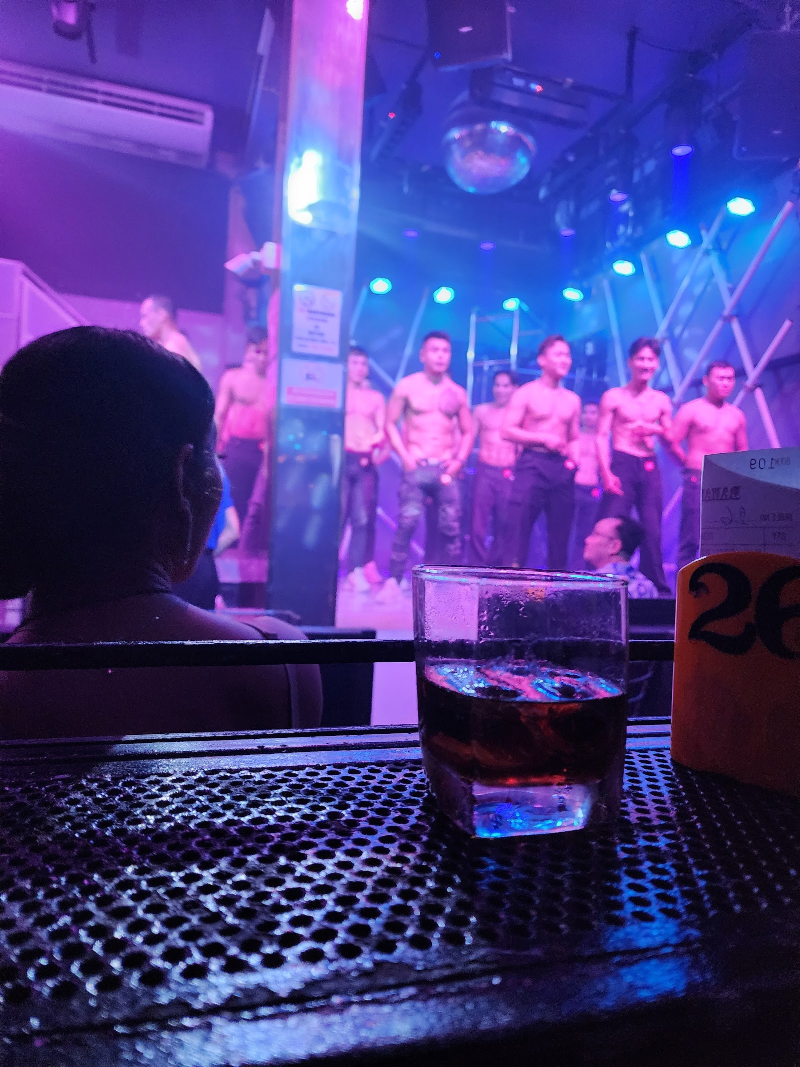 Banana room club photo 4