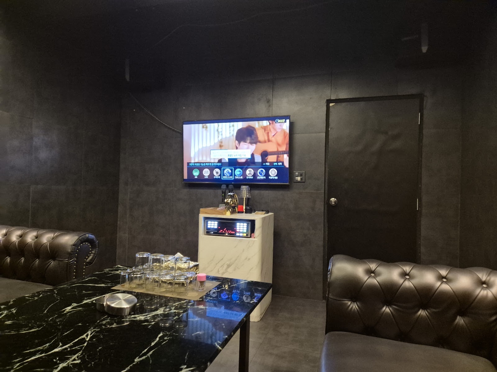 Koreana Karaoke photo 14