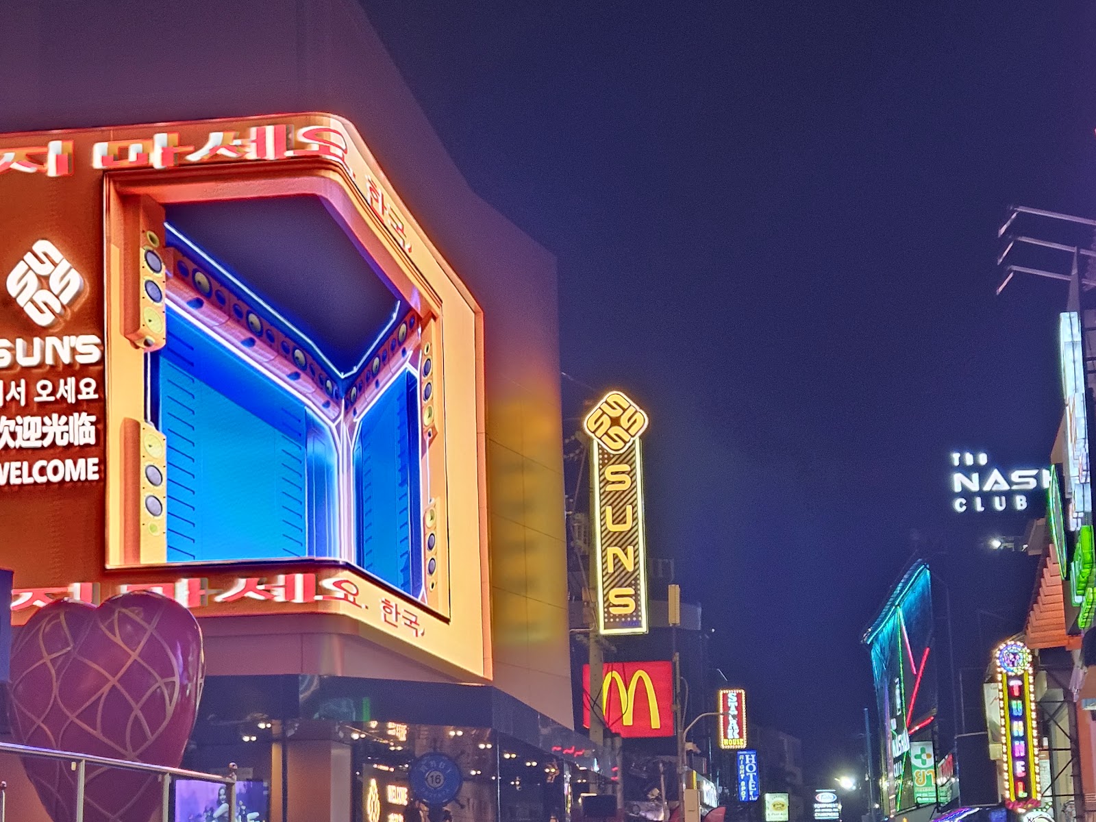 Baccara A Go Go - Walking Street photo 5