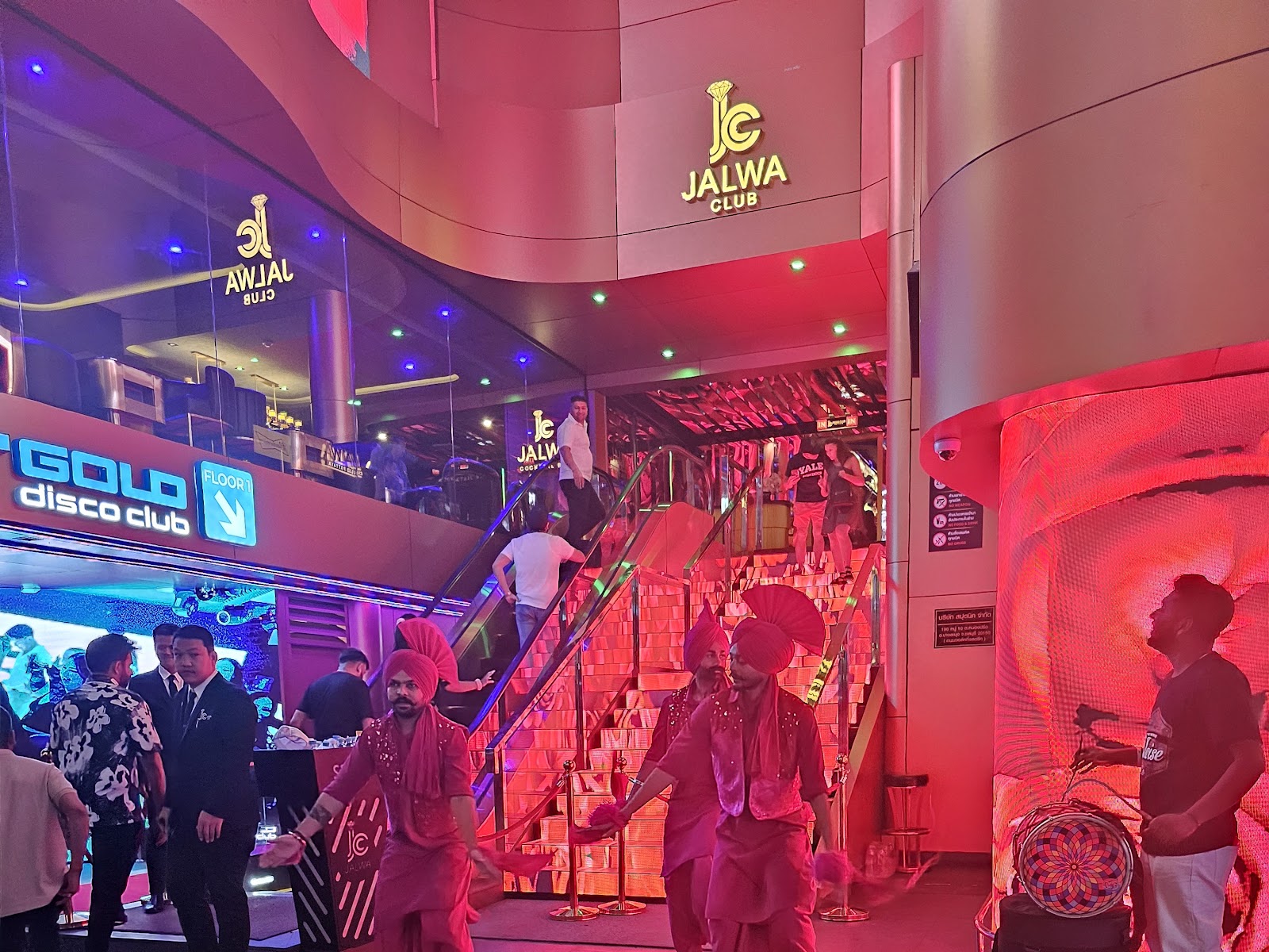 Baccara A Go Go - Walking Street photo 4