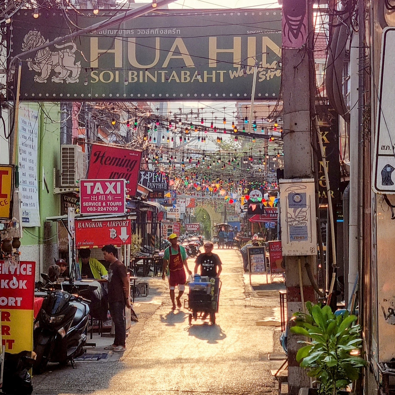 Walking Street Soi Bintabaht photo 7