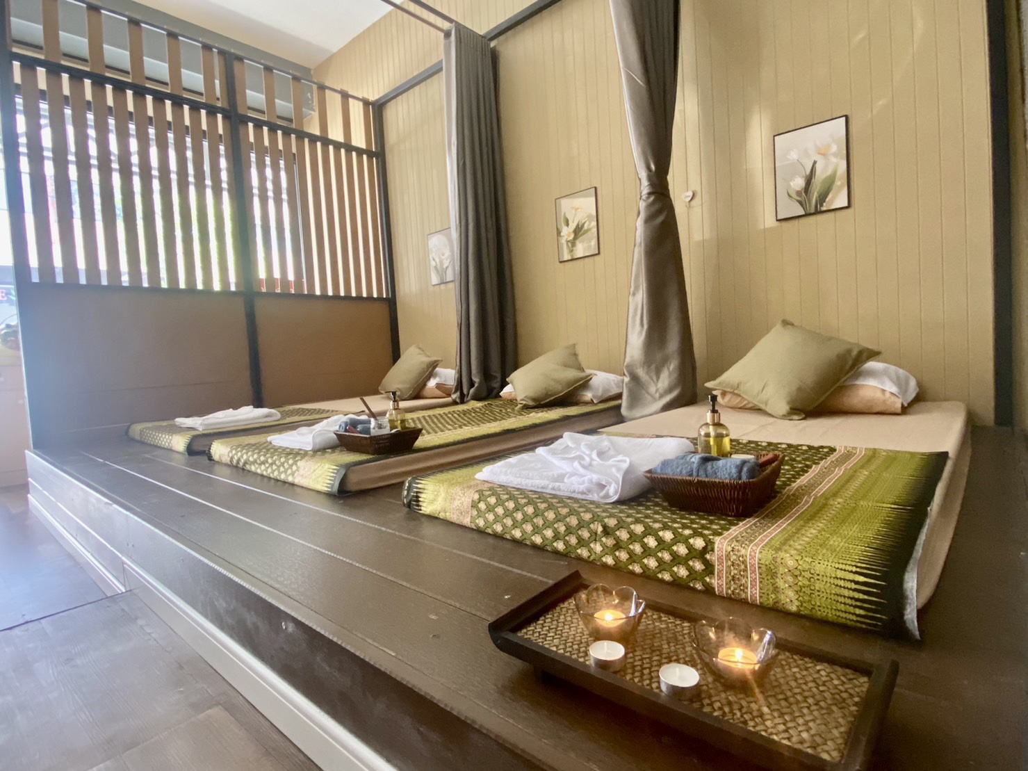 ธาราซาวน่า gay sauna