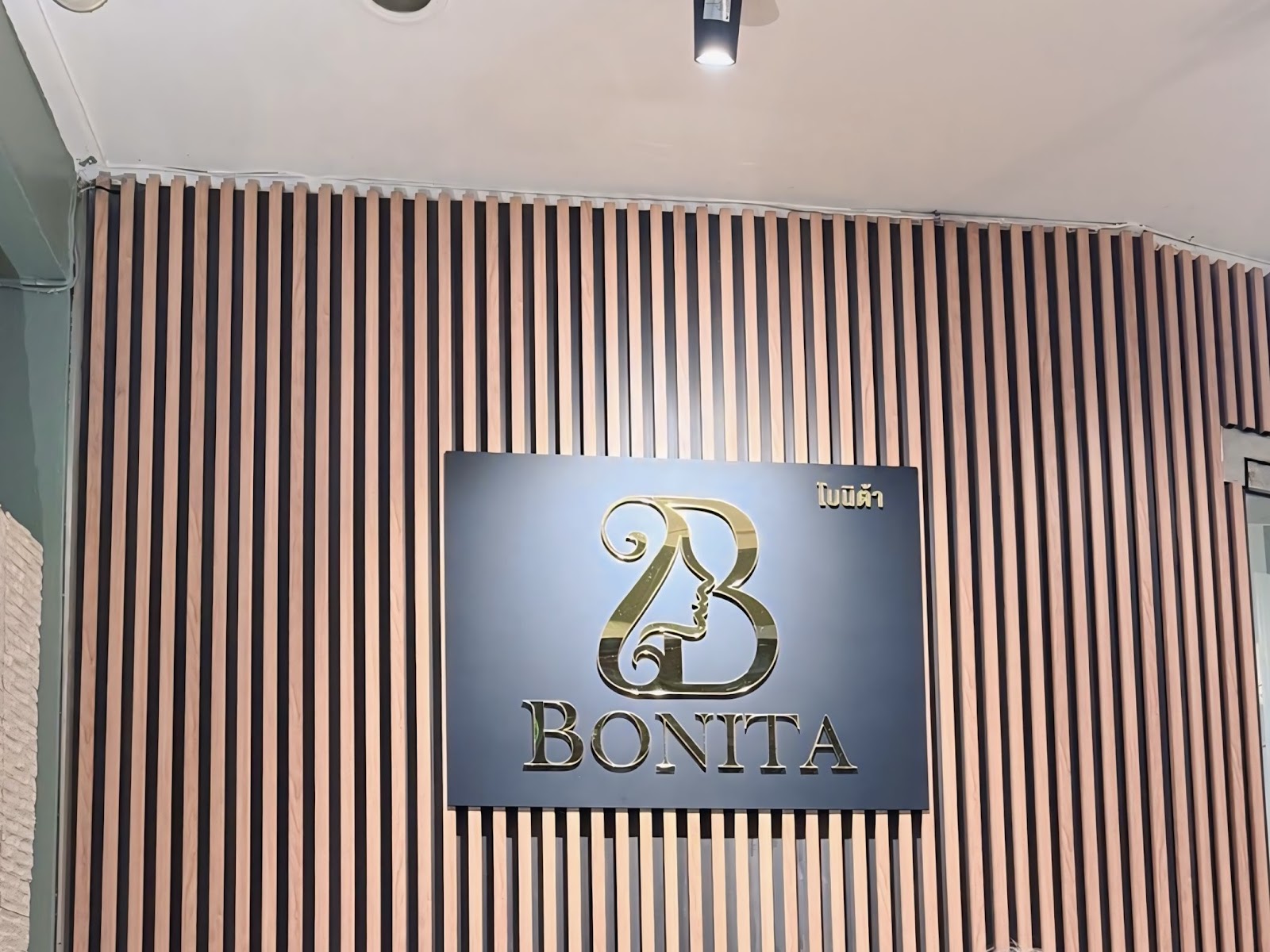 BONITA photo 2