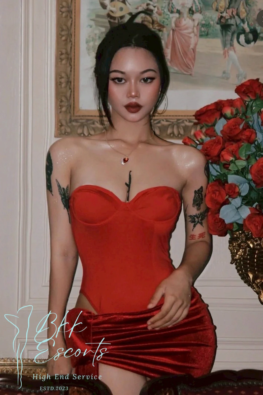 Larissa photo 6