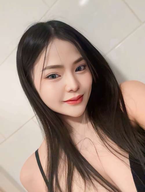 MAYA photo 3