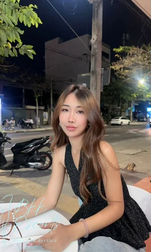 Luna photo 2