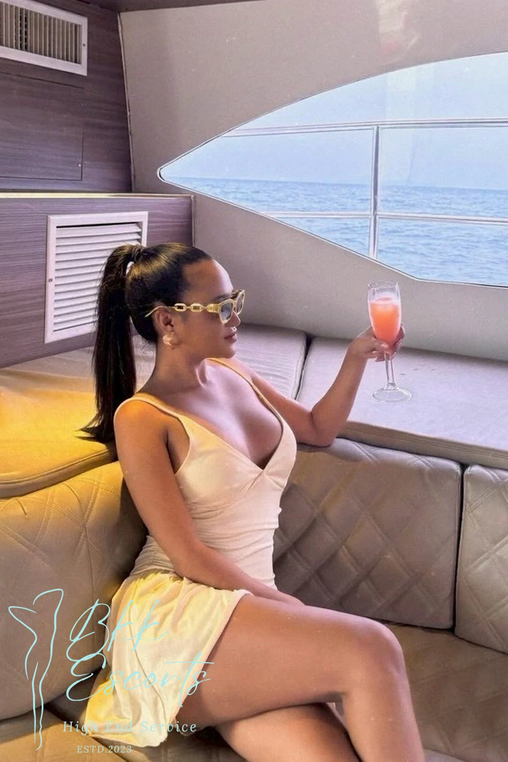 Rihanna photo 11