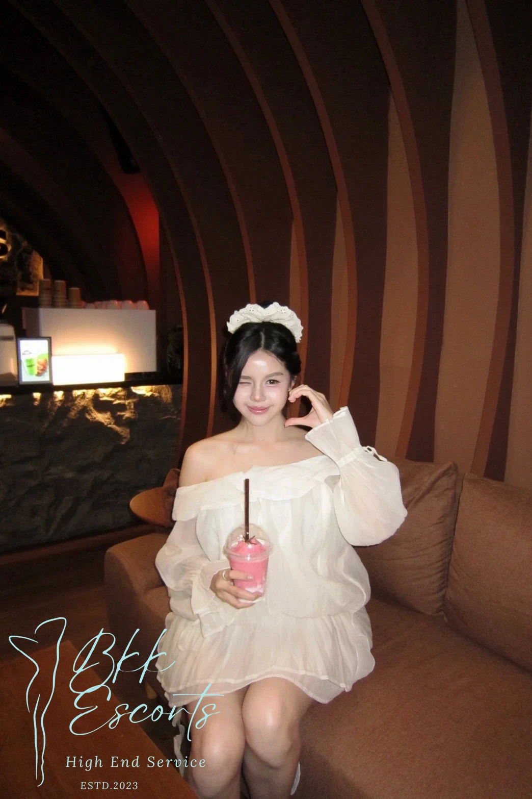 Abigail photo 22