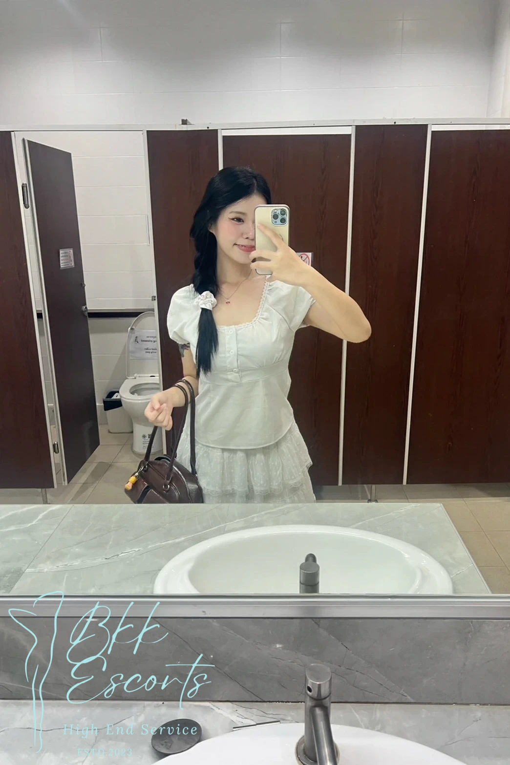 Supreme photo 28