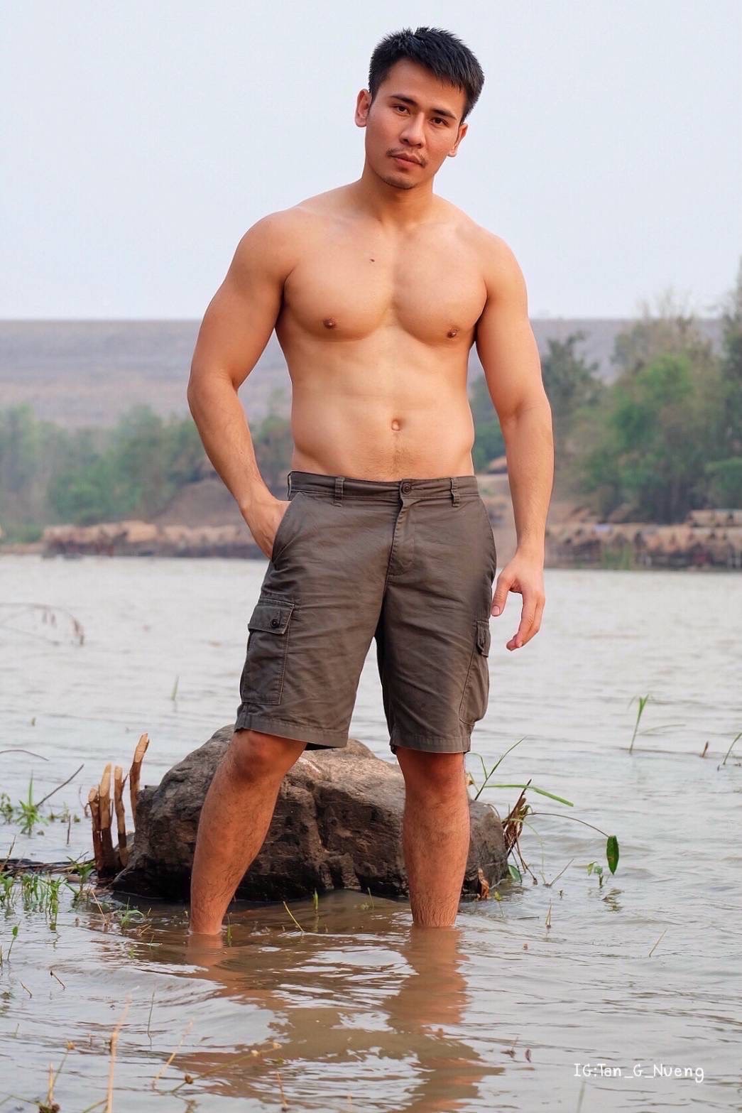 Tan photo 3