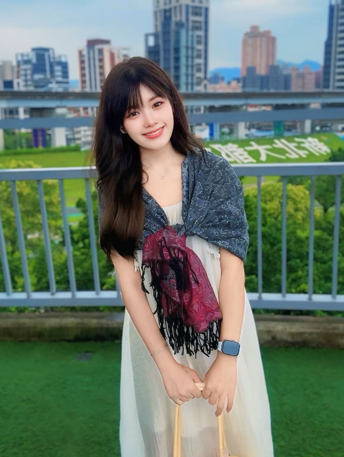MOMO