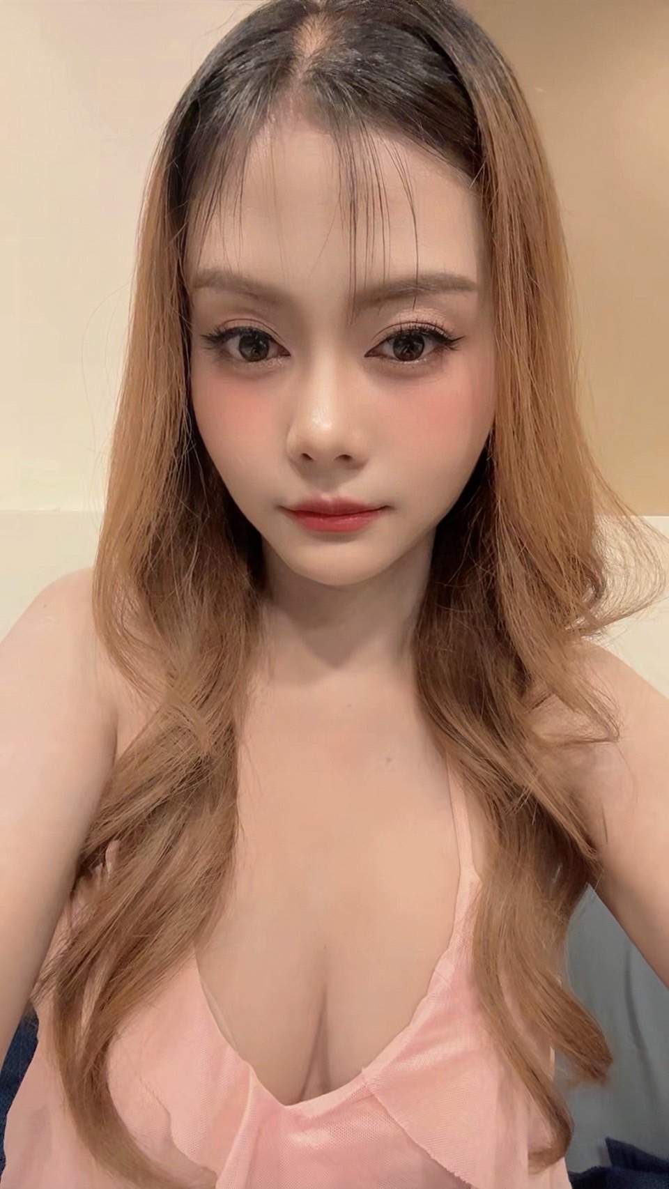 Kat photo 14