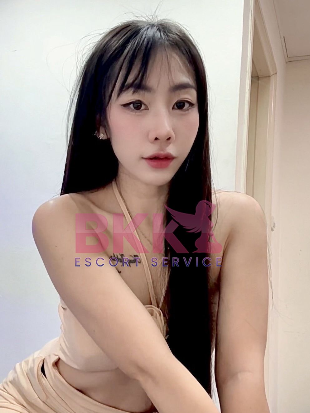 Eva photo 3