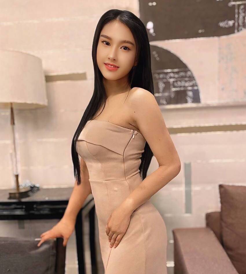 Eve photo 2