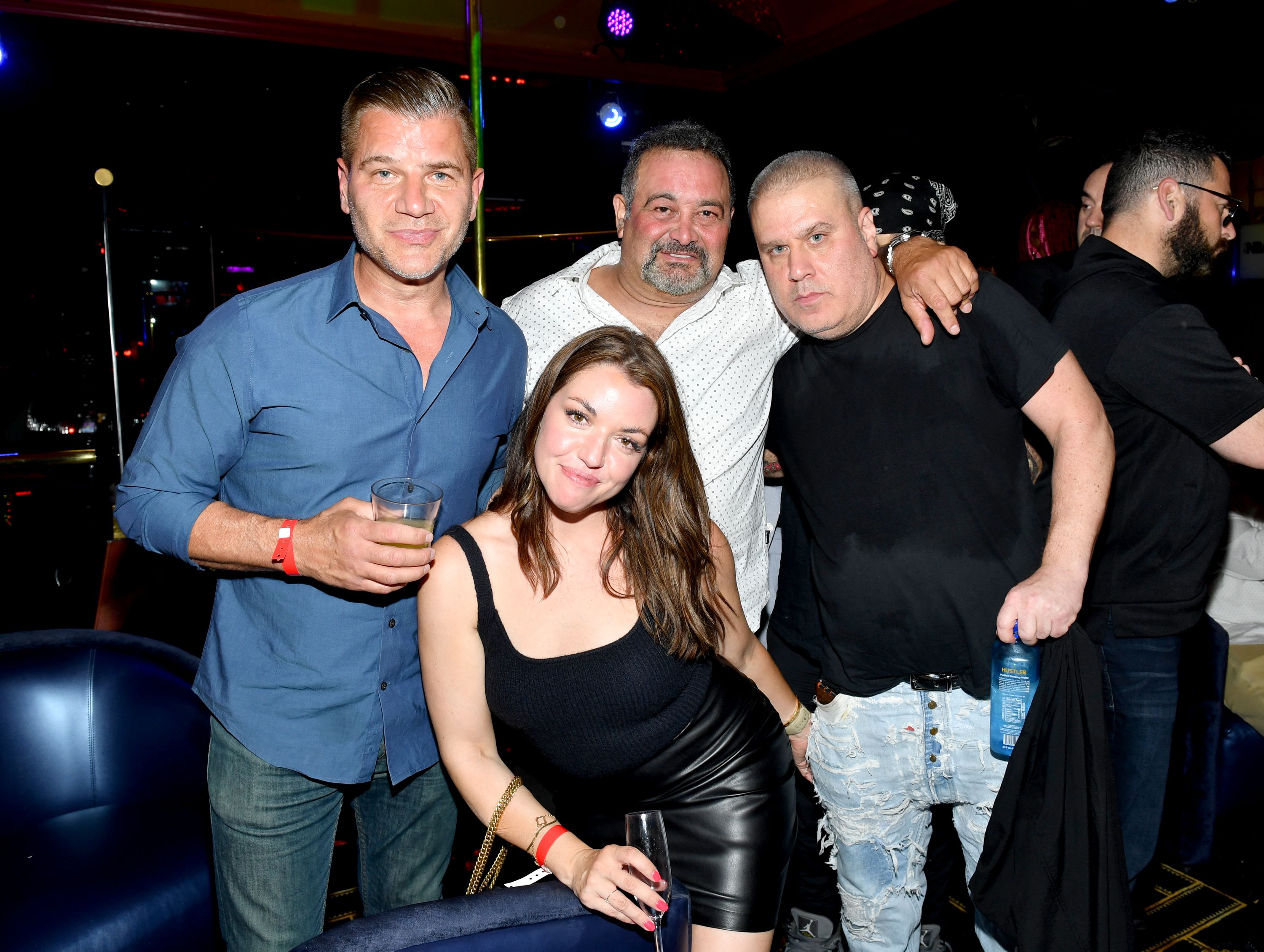 Celebrity Sightings photo 23