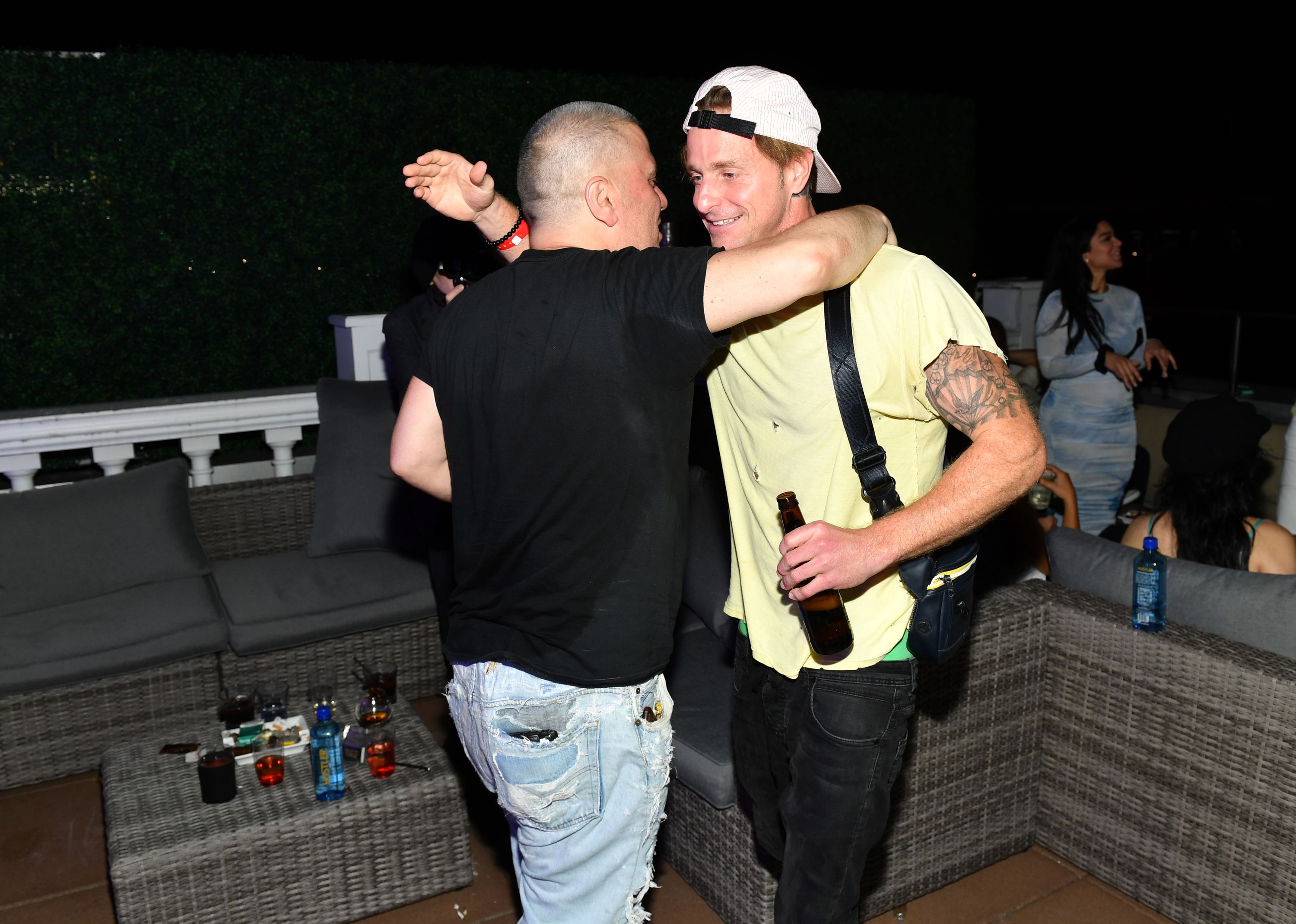 Celebrity Sightings photo 32
