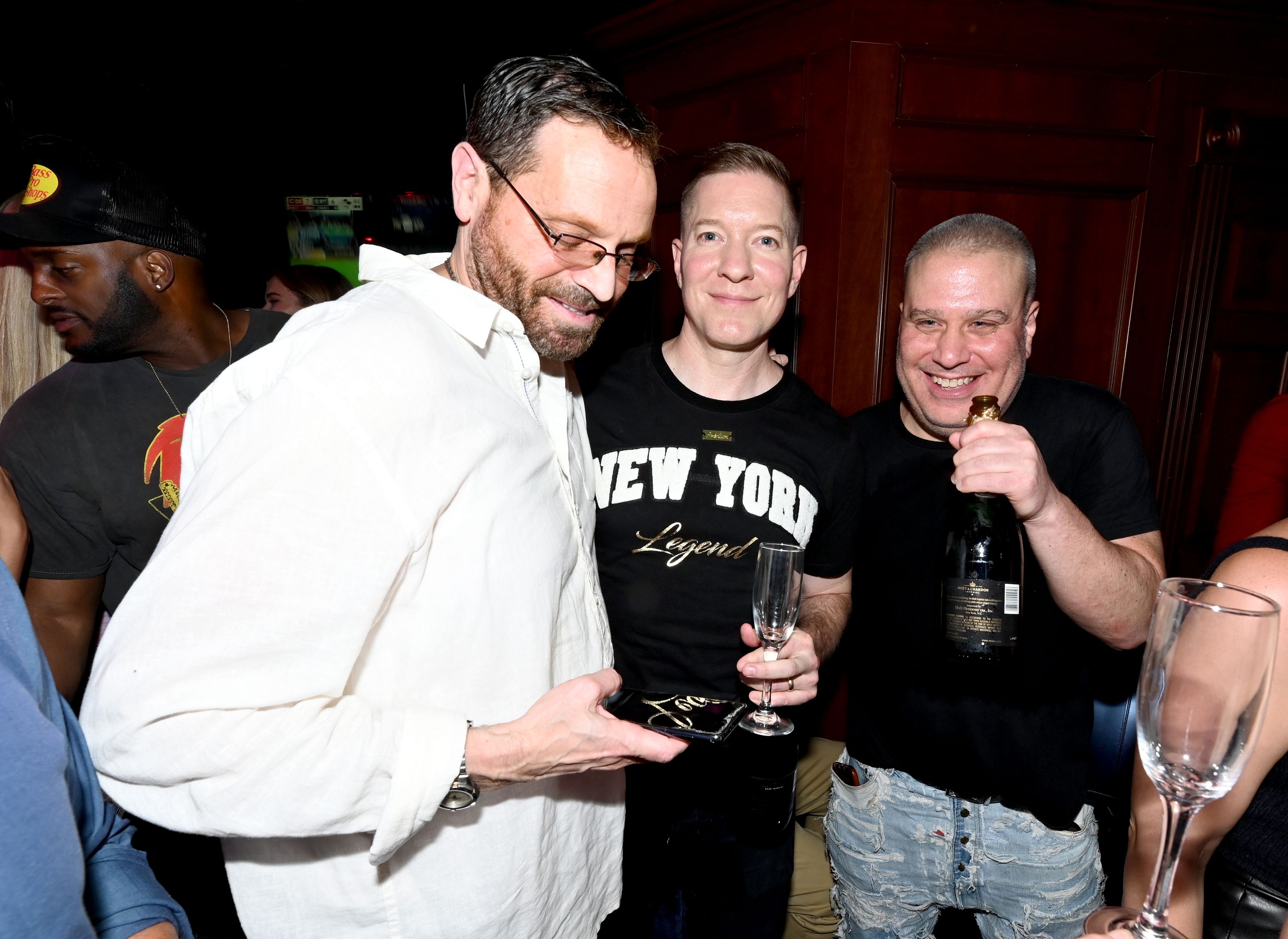 Celebrity Sightings photo 22