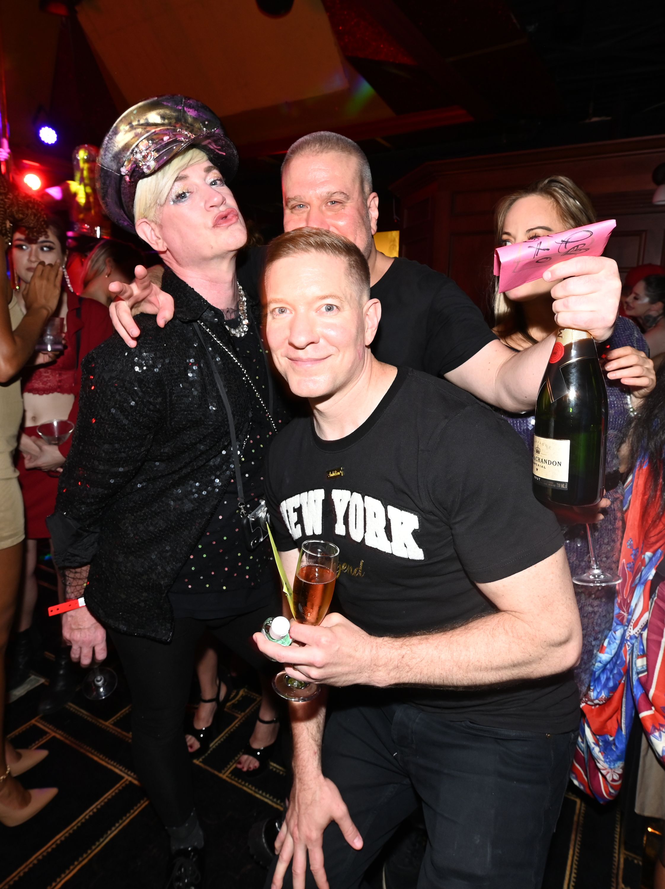 Celebrity Sightings photo 12