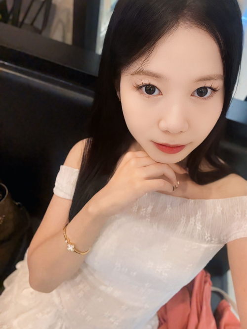 MONE photo 4