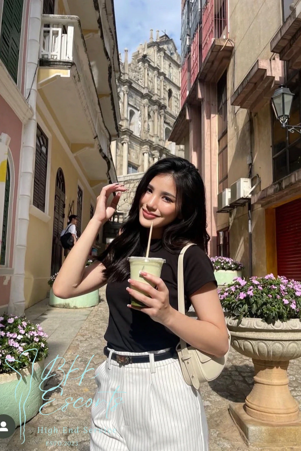 Maya photo 14