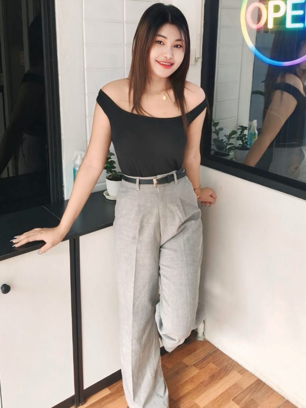 Aommy photo 3