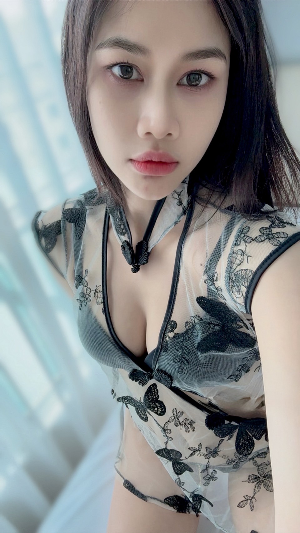 Sonya photo 11