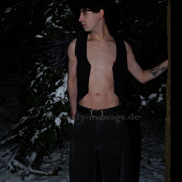 Damian photo 4