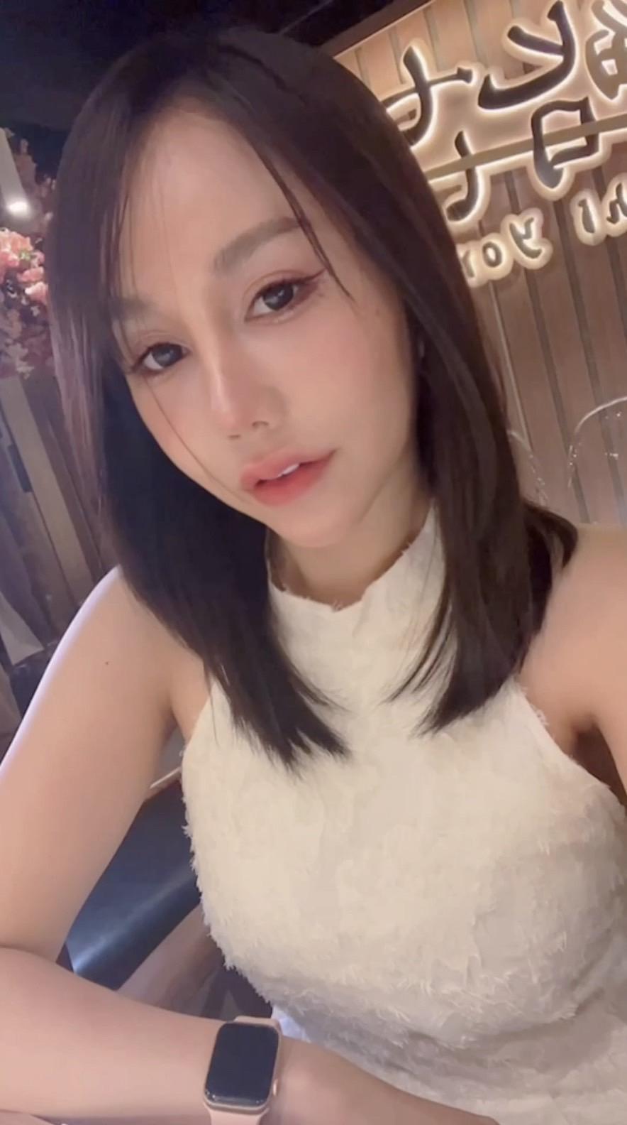 Yumi photo 44