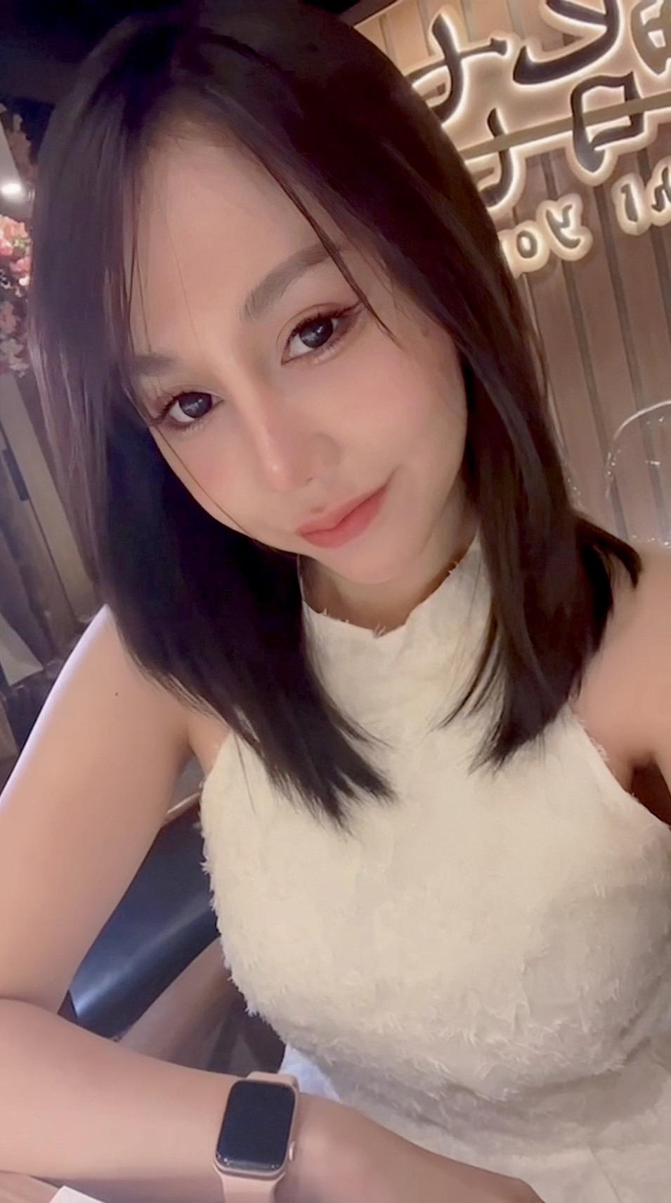 Yumi photo 41