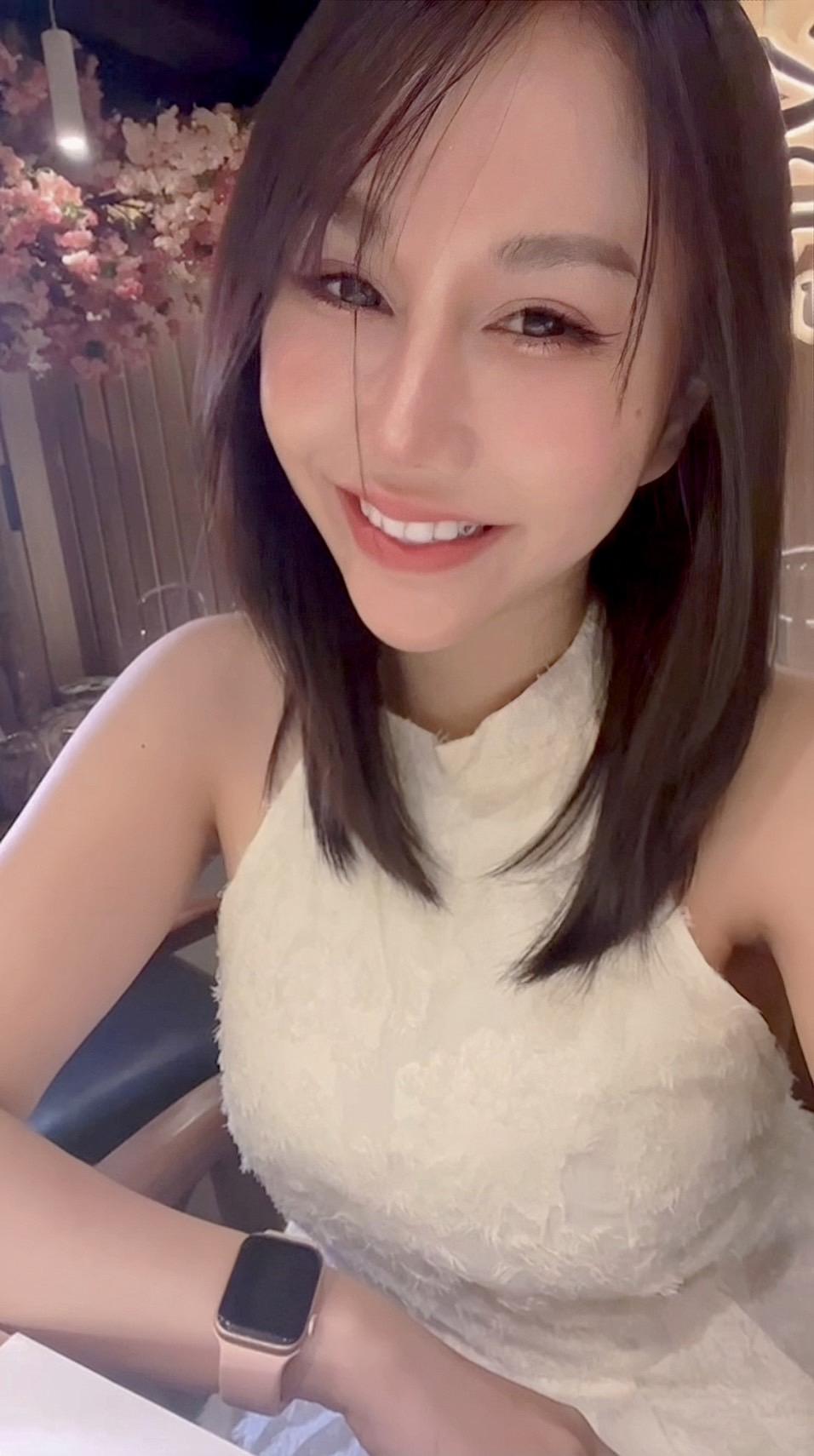 Yumi photo 37