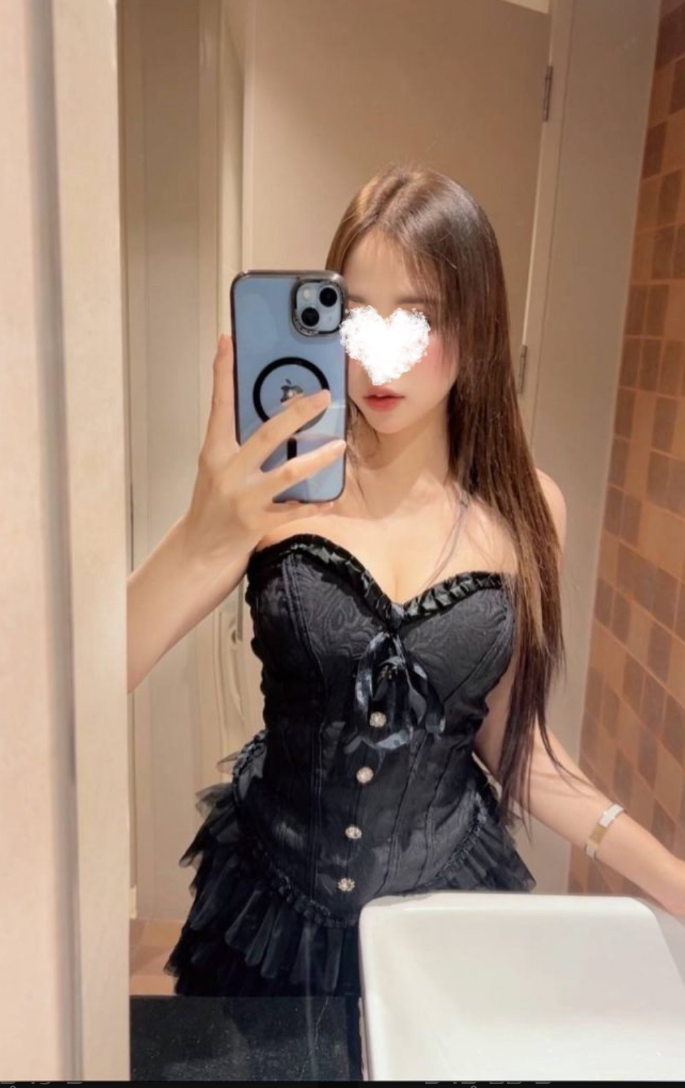 nari photo 2